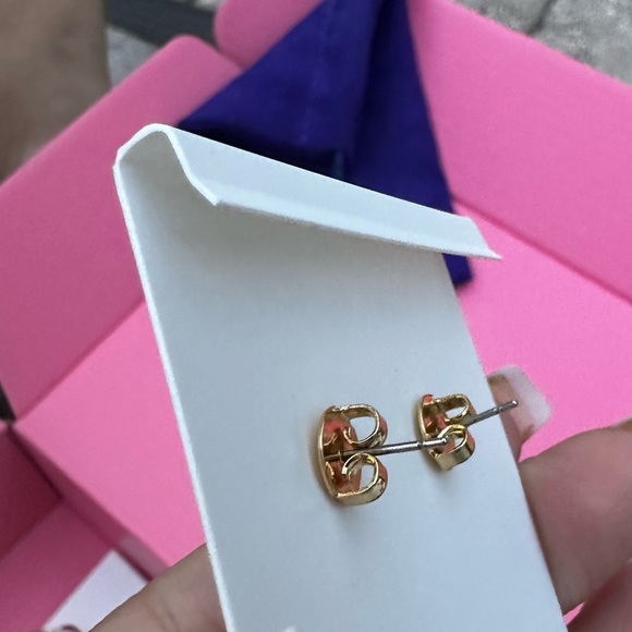 Rare💖Tory Burch Earrings Victorian bridgerton party earrings Heart Drop earrings - Picture 5 of 8